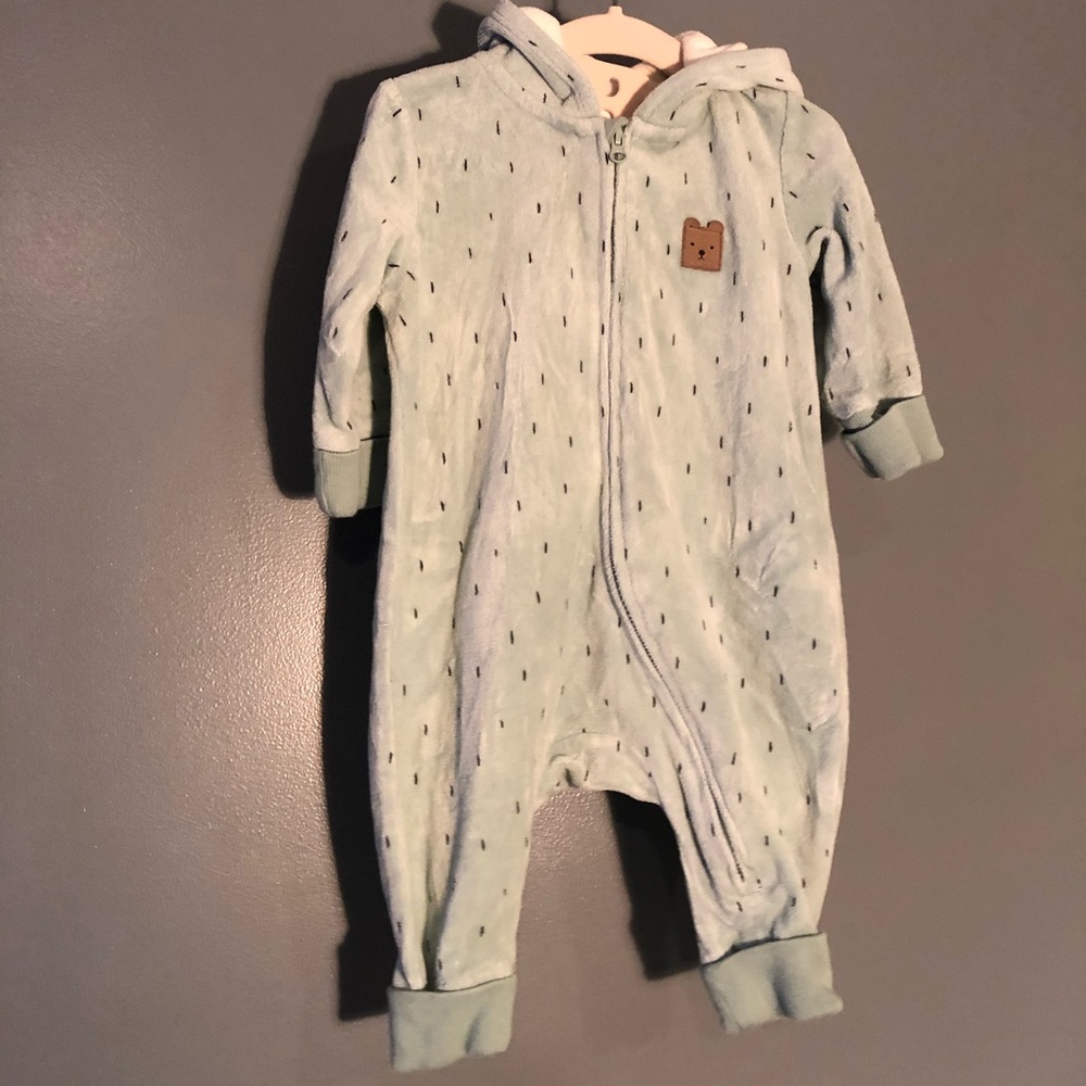 H&M baby curdory one-piece with hood - 4-6mo